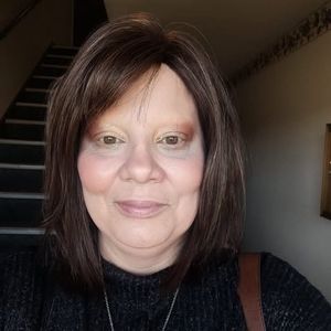 Meet your Posher, Tania